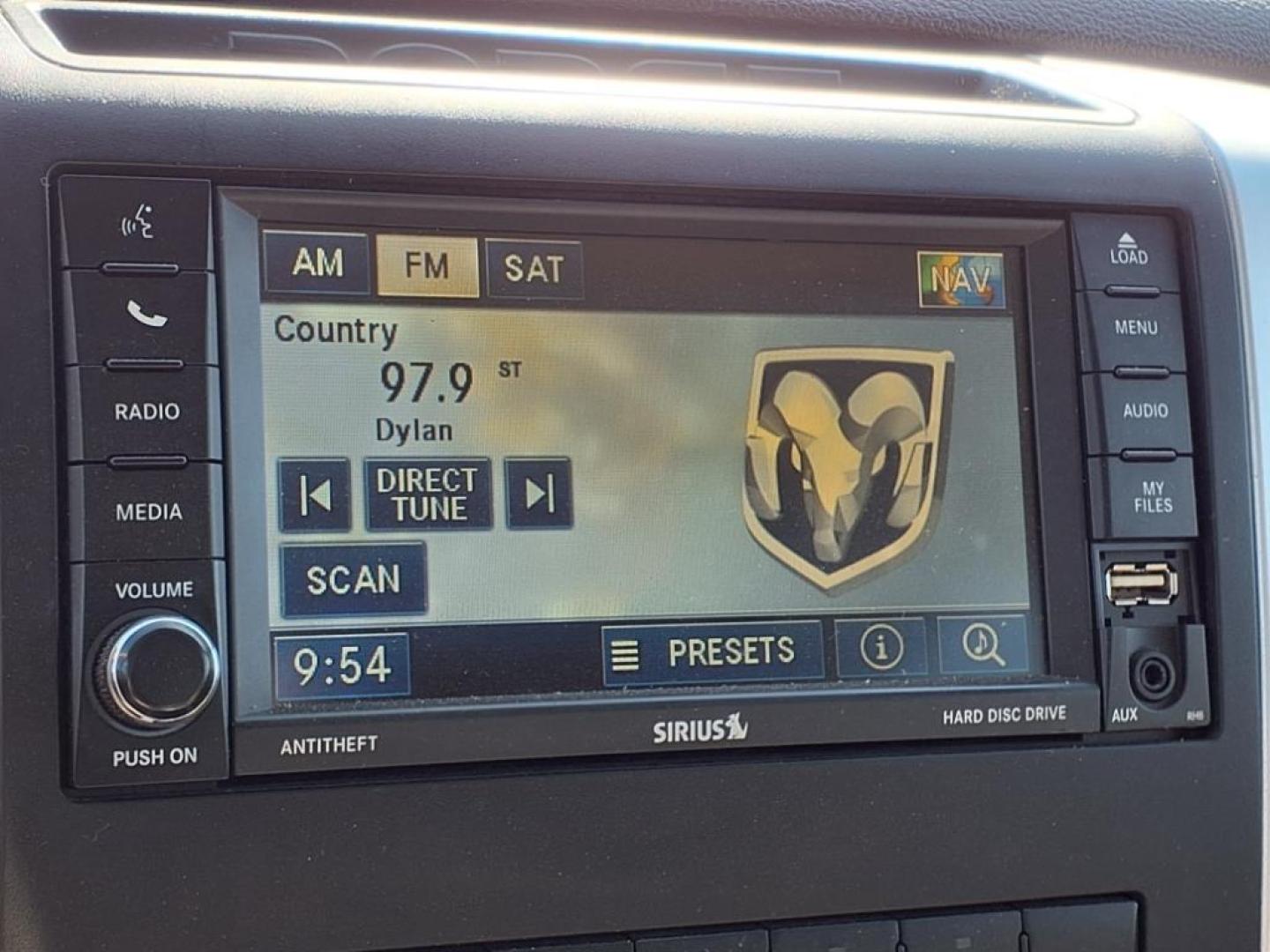 2012 Sagebrush Pearl Coat Pgx RAM 1500 Lone Star (1C6RD6LT9CS) with an 5.7L HEMI 5.7L V8 390hp 407ft. lbs. Sequential Multiport Fuel Injection engine, 6-Speed Automatic transmission, located at 1401 N. Hobart, Pampa, TX, 79065, (806) 665-9872, 35.549953, -100.975098 - Photo#6