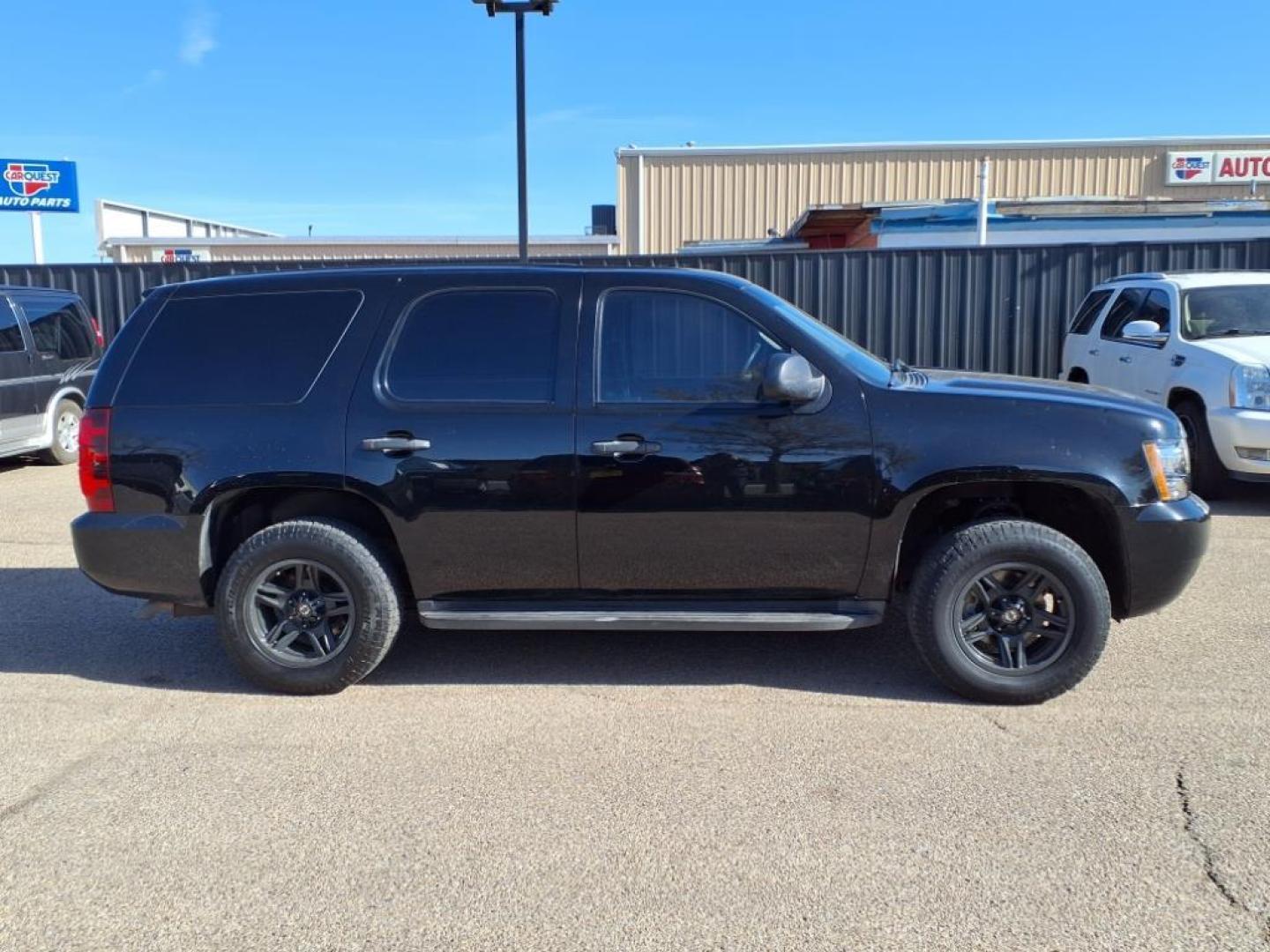 2012 Black 41u Chevrolet Tahoe Police (1GNLC2E06CR) with an 5.3L Vortec Iron Block 5.3L Flex Fuel V8 320hp 335ft. lbs. Sequential-Port F.I. engine, 6-Speed Automatic transmission, located at 1401 N. Hobart, Pampa, TX, 79065, (806) 665-9872, 35.549953, -100.975098 - Photo#2