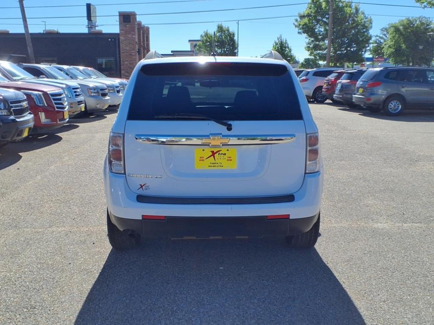 2008 Summit White Chevrolet Equinox LS (2CNDL23F986) with an 3.4L 3.4L V6 185hp 210ft. lbs. Sequential-Port F.I. engine, 5 Speed Automatic transmission, located at 1401 N. Hobart, Pampa, TX, 79065, (806) 665-9872, 35.549953, -100.975098 - Photo#3