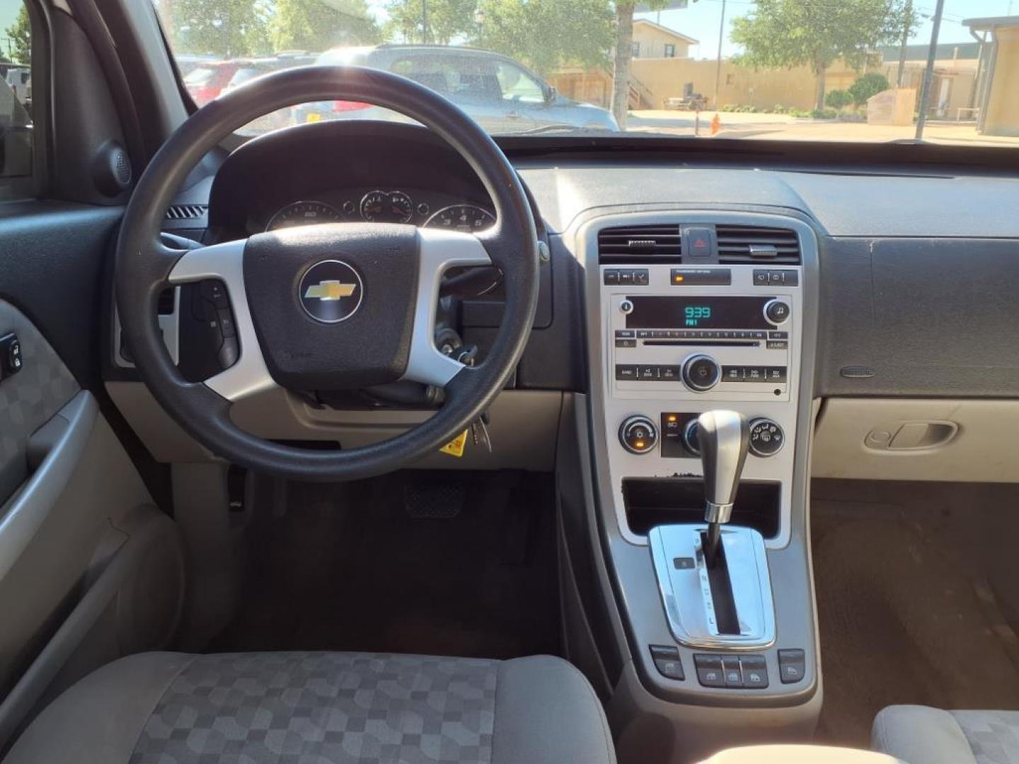 2008 Summit White Chevrolet Equinox LS (2CNDL23F986) with an 3.4L 3.4L V6 185hp 210ft. lbs. Sequential-Port F.I. engine, 5 Speed Automatic transmission, located at 1401 N. Hobart, Pampa, TX, 79065, (806) 665-9872, 35.549953, -100.975098 - Photo#7
