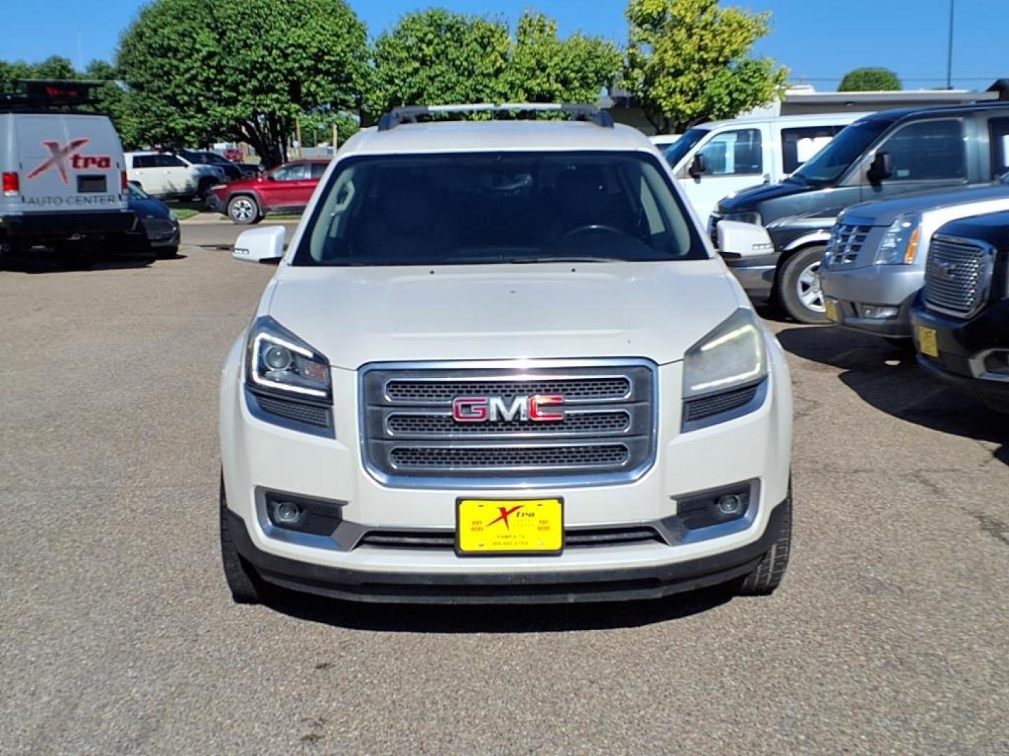 2015 White Diamond Tricoat GMC Acadia SLT-2 (1GKKRSKDXFJ) with an 3.6L 3.6L V6 281hp 266ft. lbs. Direct Injection engine, 6-Speed Shiftable Automatic transmission, located at 1401 N. Hobart, Pampa, TX, 79065, (806) 665-9872, 35.549953, -100.975098 - Photo#1