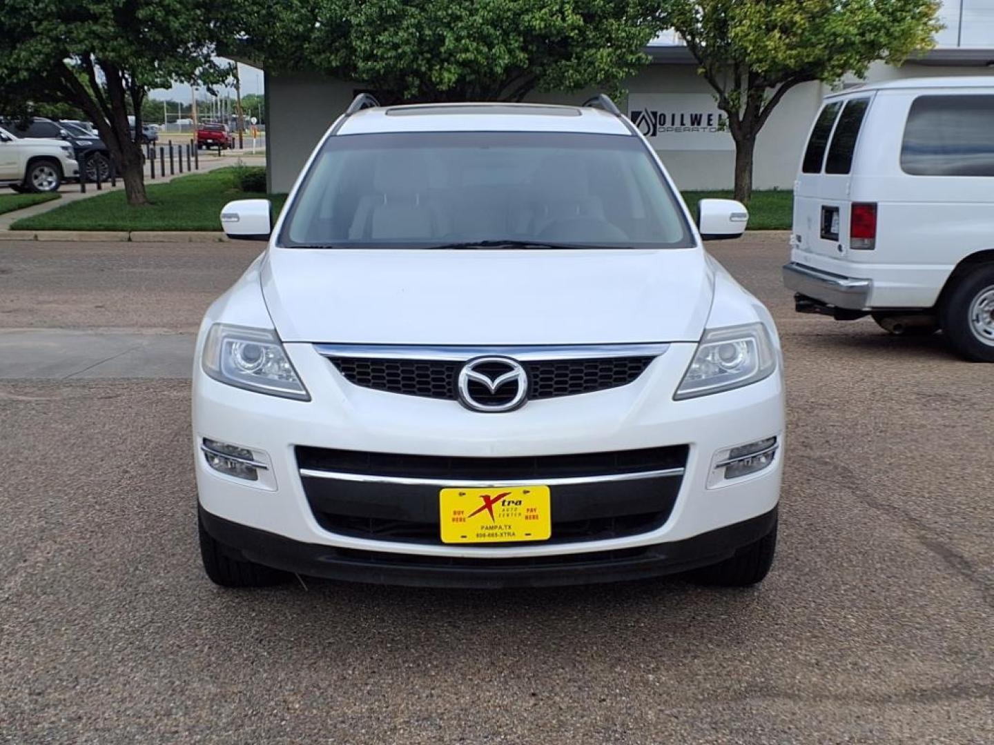 2008 Crystal White Pearl Mica Mazda CX-9 Touring (JM3TB28A880) with an 3.7L 3.7L V6 270hp 273ft. lbs. Sequential Multiport Fuel Injection engine, 6-Speed Shiftable Automatic transmission, located at 1401 N. Hobart, Pampa, TX, 79065, (806) 665-9872, 35.549953, -100.975098 - Photo#1