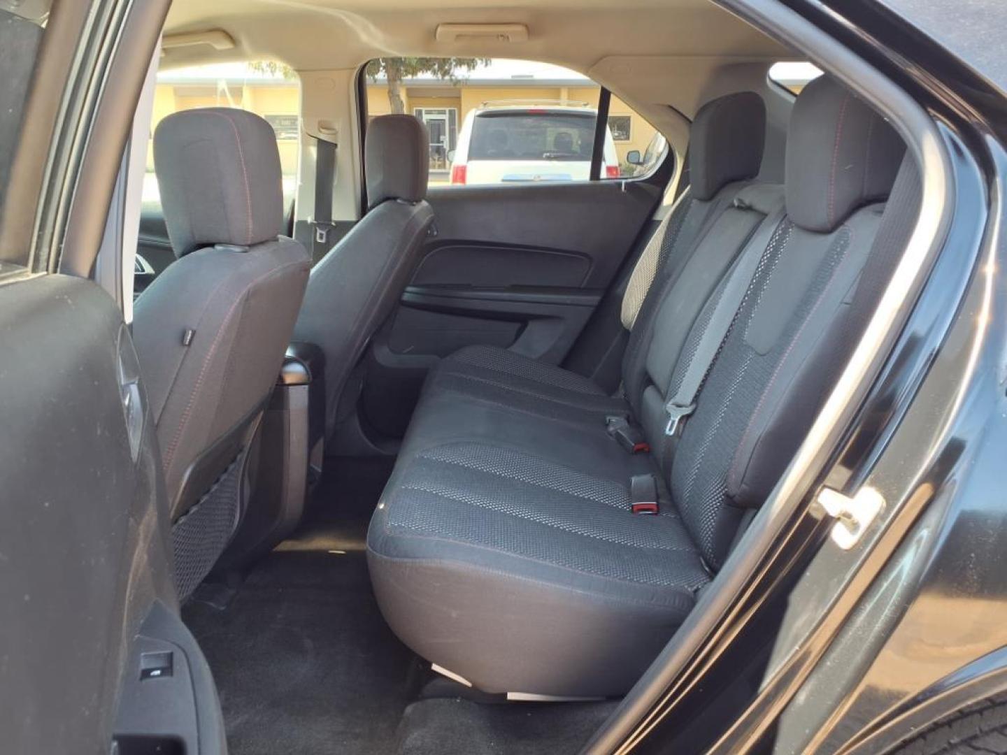 2010 Black Chevrolet Equinox LT (2CNALDEW5A6) with an 2.4L 2.4L I4 182hp 172ft. lbs. Sequential Electronic Fuel Injection engine, 6-Speed Shiftable Automatic transmission, located at 1401 N. Hobart, Pampa, TX, 79065, (806) 665-9872, 35.549953, -100.975098 - Photo#10