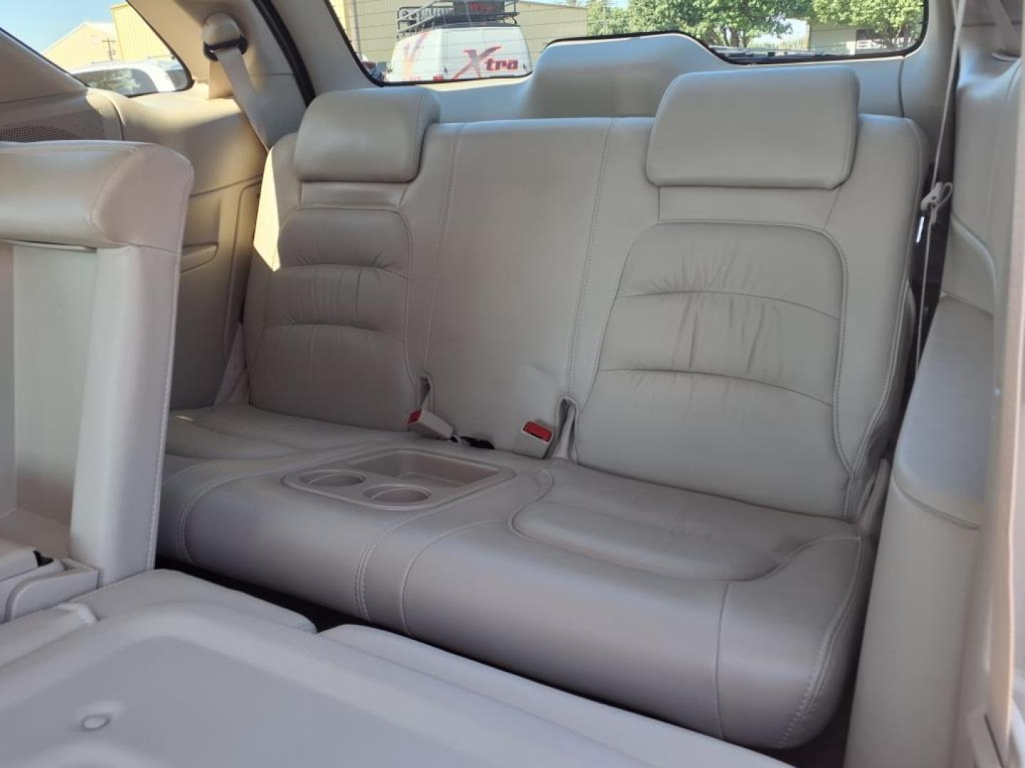 2006 Frost White Buick Rendezvous CXL (3G5DA03L16S) with an 3.5L 3.5L V6 196hp 215ft. lbs. Sequential Electronic Fuel Injection engine, 4-Speed Automatic transmission, located at 1401 N. Hobart, Pampa, TX, 79065, (806) 665-9872, 35.549953, -100.975098 - Photo#12