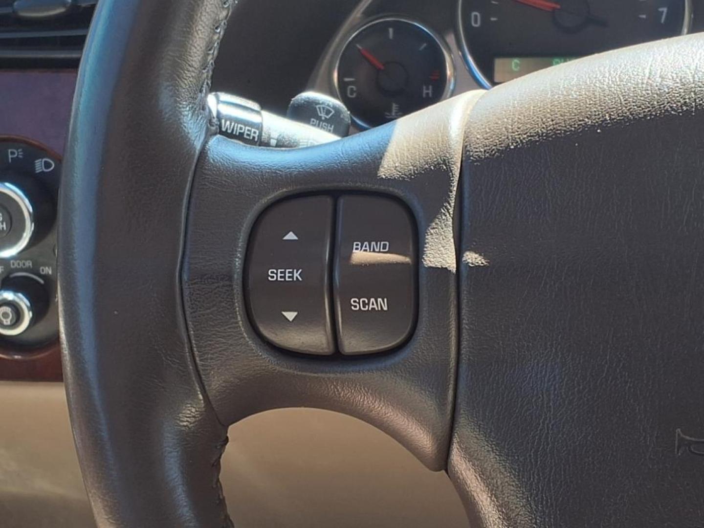 2006 Frost White Buick Rendezvous CXL (3G5DA03L16S) with an 3.5L 3.5L V6 196hp 215ft. lbs. Sequential Electronic Fuel Injection engine, 4-Speed Automatic transmission, located at 1401 N. Hobart, Pampa, TX, 79065, (806) 665-9872, 35.549953, -100.975098 - Photo#7