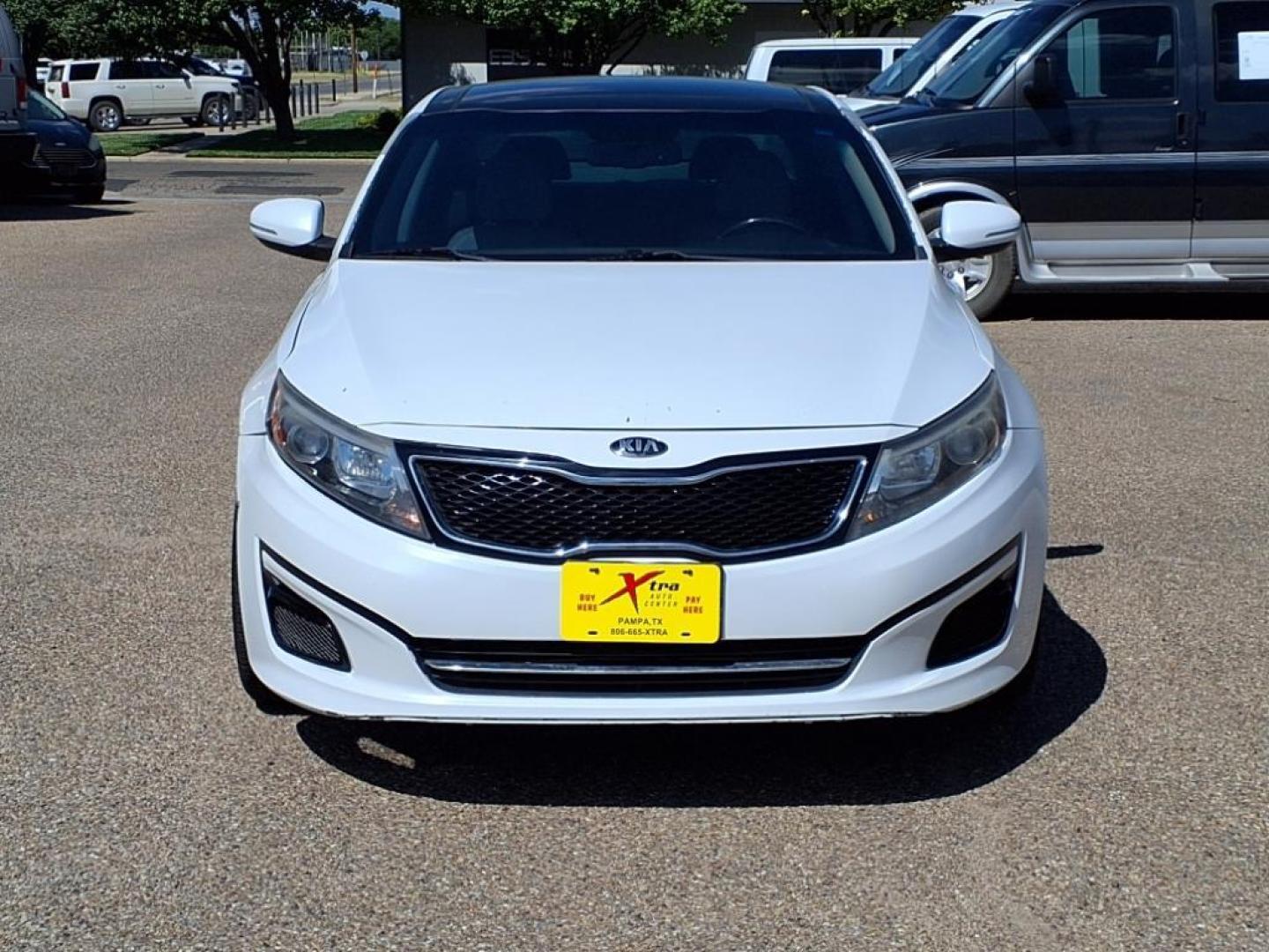 2015 Snow White Pearl Kia Optima EX (5XXGN4A76FG) with an 2.4L 2.4L I4 192hp 181ft. lbs. Direct Injection engine, 6-Speed Shiftable Automatic transmission, located at 1401 N. Hobart, Pampa, TX, 79065, (806) 665-9872, 35.549953, -100.975098 - Photo#1