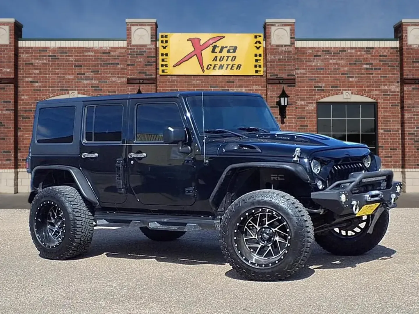 2015 Jeep Wrangler Unlimited Sahara's photo