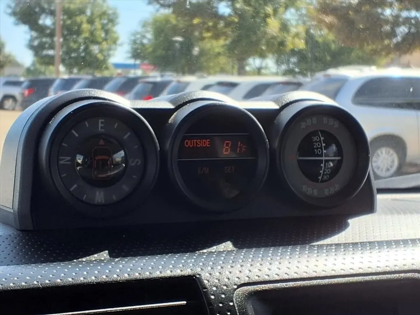 2011 Ice Berg Toyota FJ Cruiser 2WD (JTEZU4BFXBK) with an Other engine, located at 1401 N. Hobart, Pampa, TX, 79065, (806) 665-9872, 35.549953, -100.975098 - **Unleash Adventure with the 2011 Toyota FJ Cruiser at Xtra Auto Center!**<br /> <br /> Are you ready to elevate your weekend getaways or tackle your daily commutes in style? At Xtra Auto Center, we present the perfect blend of rugged capability and urban comfort with this stunning 2011 Toyota FJ Cr - Photo#11