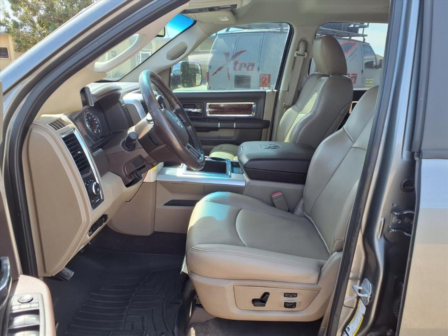 2012 Mineral Gray Metallic Clear Coat/Bright Silver Met RAM 2500 Laramie (3C6UD5FL0CG) with an 6.7L Cummins 6.7L Diesel Turbo I6 350hp 650ft. lbs. Common Rail Direct Injection engine, 6-Speed Shiftable Automatic transmission, located at 1401 N. Hobart, Pampa, TX, 79065, (806) 665-9872, 35.549953, -100.975098 - Photo#12
