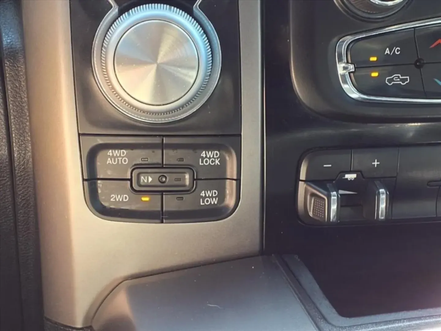 2016 Delmonico Red Pearl Coat Ram 1500 Sport Crew Cab SWB 4WD (1C6RR7MT6GS) with an Other engine, Automatic transmission, located at 1401 N. Hobart, Pampa, TX, 79065, (806) 665-9872, 35.549953, -100.975098 - **Unleash the Adventure with the 2016 Ram 1500 Sport Crew Cab Perfect for the Weekend Warrior!**<br /> <br /> Are you ready to elevate your driving experience? Whether you're hauling gear for a weekend camping trip or navigating the daily grind of commuting through Pampa, TX, the 2016 Ram 1500 Spor - Photo#11