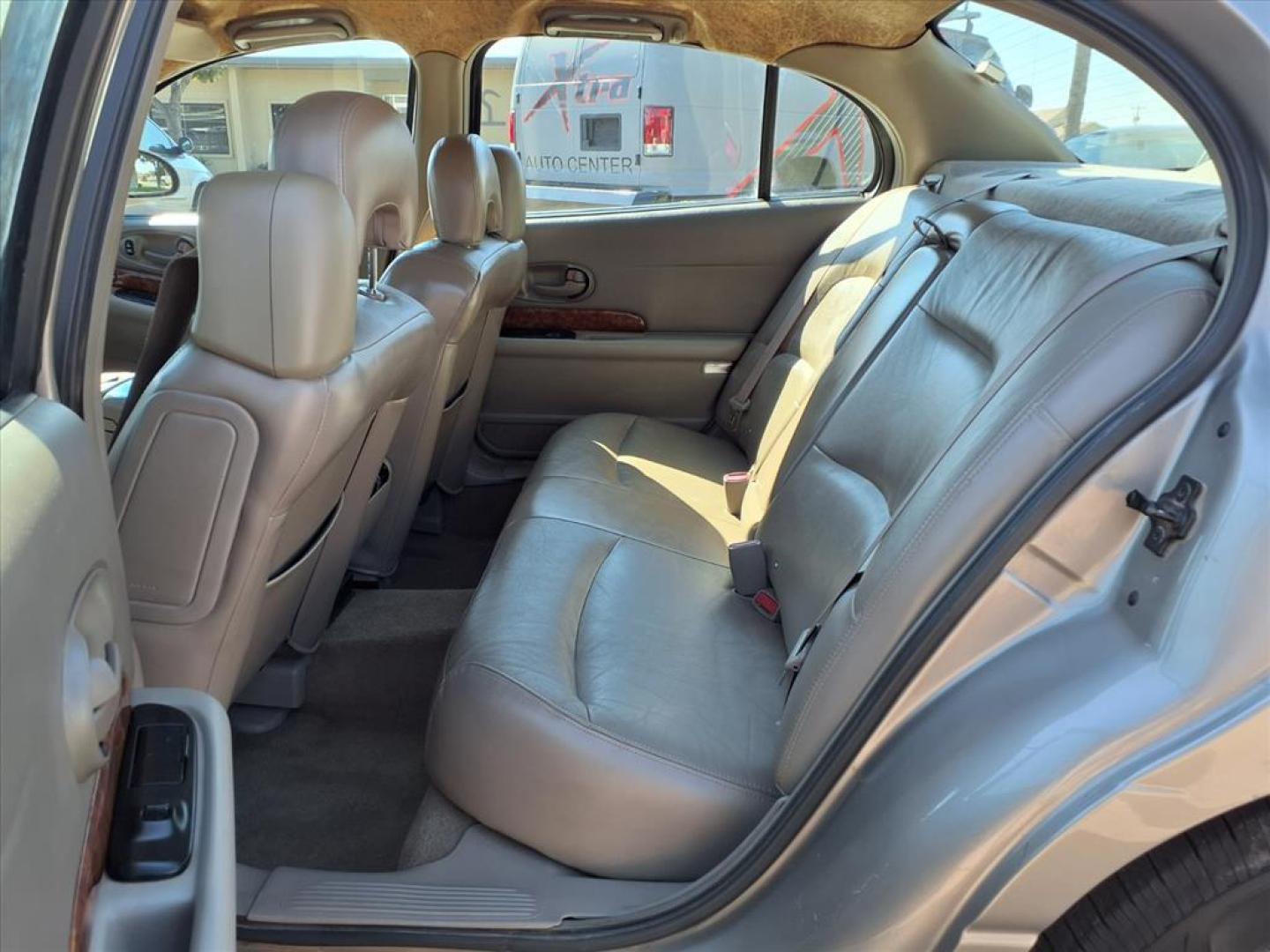 2003 Sterling Silver Metallic Buick LeSabre Limited (1G4HR54K53U) with an 3.8L 3.8L V6 205hp 230ft. lbs. Sequential Multiport Fuel Injection engine, 4-Speed Automatic transmission, located at 1401 N. Hobart, Pampa, TX, 79065, (806) 665-9872, 35.549953, -100.975098 - Photo#13