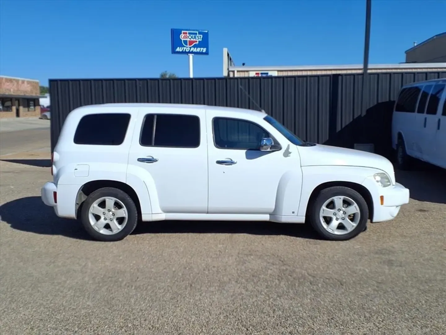 2007 Chevrolet HHR LT1 (3GNDA23D87S) with an Other engine, Automatic transmission, located at 1401 N. Hobart, Pampa, TX, 79065, (806) 665-9872, 35.549953, -100.975098 - Looking for a versatile SUV that suits your busy lifestyle? The 2007 Chevrolet HHR LT1 is the ideal vehicle for weekend adventures, commuting to work, or transporting the family. Its spacious interior and ample cargo capacity make it perfect for growing families or anyone who values practicality wit - Photo#2