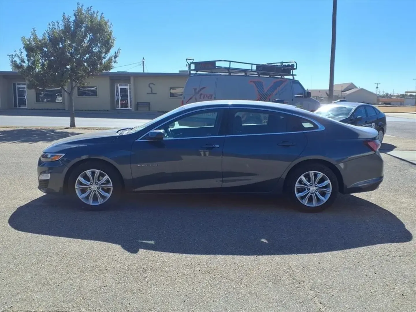 2019 Chevrolet Malibu LT (1G1ZD5ST3KF) with an Other engine, located at 1401 N. Hobart, Pampa, TX, 79065, (806) 665-9872, 35.549953, -100.975098 - **Drive Your Family's Next Adventure with the 2019 Chevrolet Malibu LT at Xtra Auto Center!**<br /> <br /> Are you searching for a reliable sedan that's perfect for both daily commutes and weekend getaways? Look no further than the 2019 Chevrolet Malibu LT, now available at Xtra Auto Center in Pampa - Photo#4