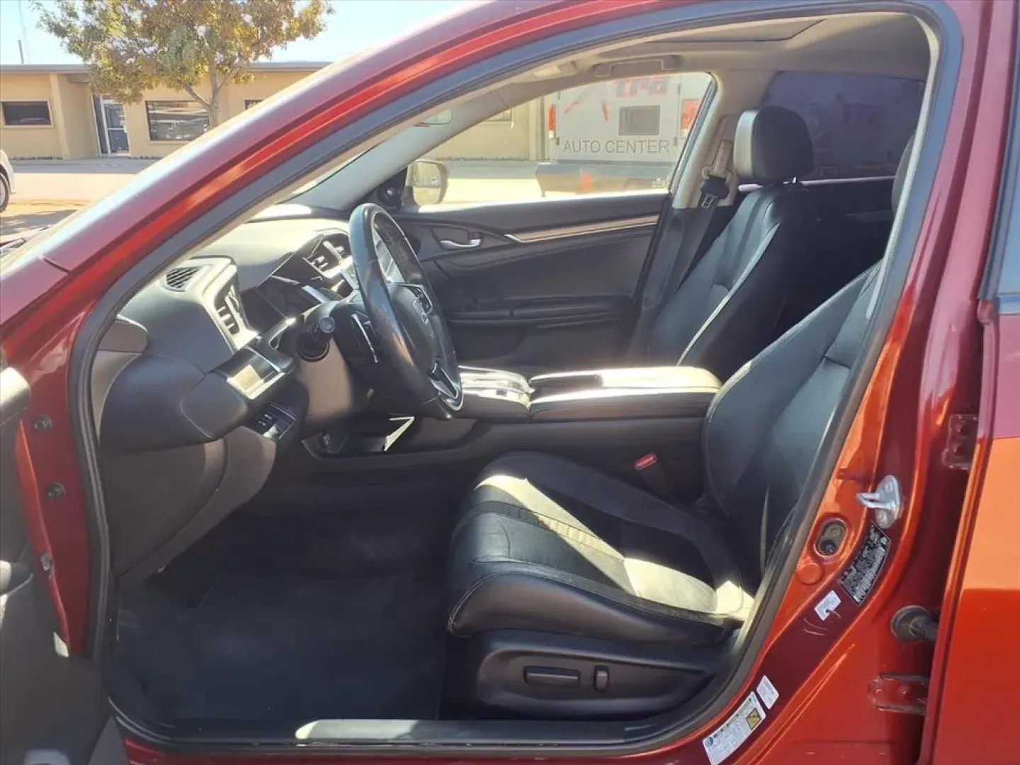 2019 Honda CIVIC TOURING (JHMFC1F9XKX) with an 1.5L engine, CVT transmission, located at 1401 N. Hobart, Pampa, TX, 79065, (806) 665-9872, 35.549953, -100.975098 - **Discover Adventure with the 2019 Honda Civic Touring Sedan at Xtra Auto Center in Pampa, TX!**<br /> <br /> Are you searching for a reliable and stylish vehicle that can seamlessly adapt to your lifestyle? Look no further than the 2019 Honda Civic Touring Sedan, available now at Xtra Auto Center i - Photo#12