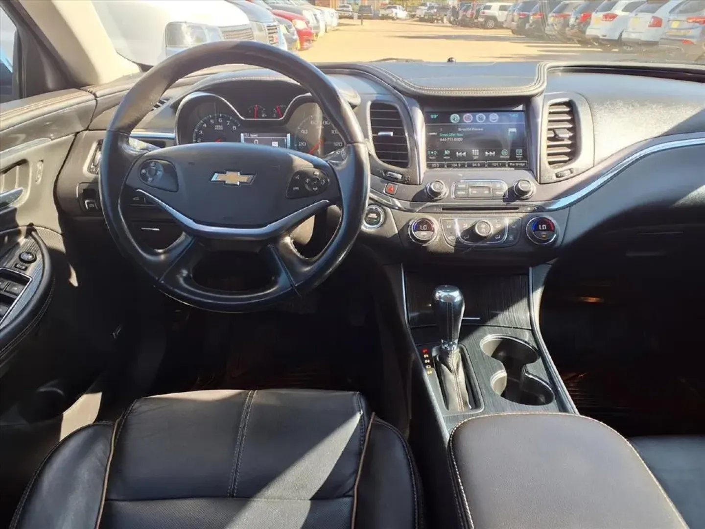 2018 Chevrolet Impala PREMIER (2G1125S33J9) with an 3.6L engine, Automatic transmission, located at 1401 N. Hobart, Pampa, TX, 79065, (806) 665-9872, 35.549953, -100.975098 - **Elevate Your Daily Drive with the 2018 Chevrolet Impala Premier Perfect for Commuters and Families Alike!**<br /> <br /> Are you in search of a reliable sedan that balances style, comfort, and performance for your daily commute or family outings? Look no further! The 2018 Chevrolet Impala Premier - Photo#9