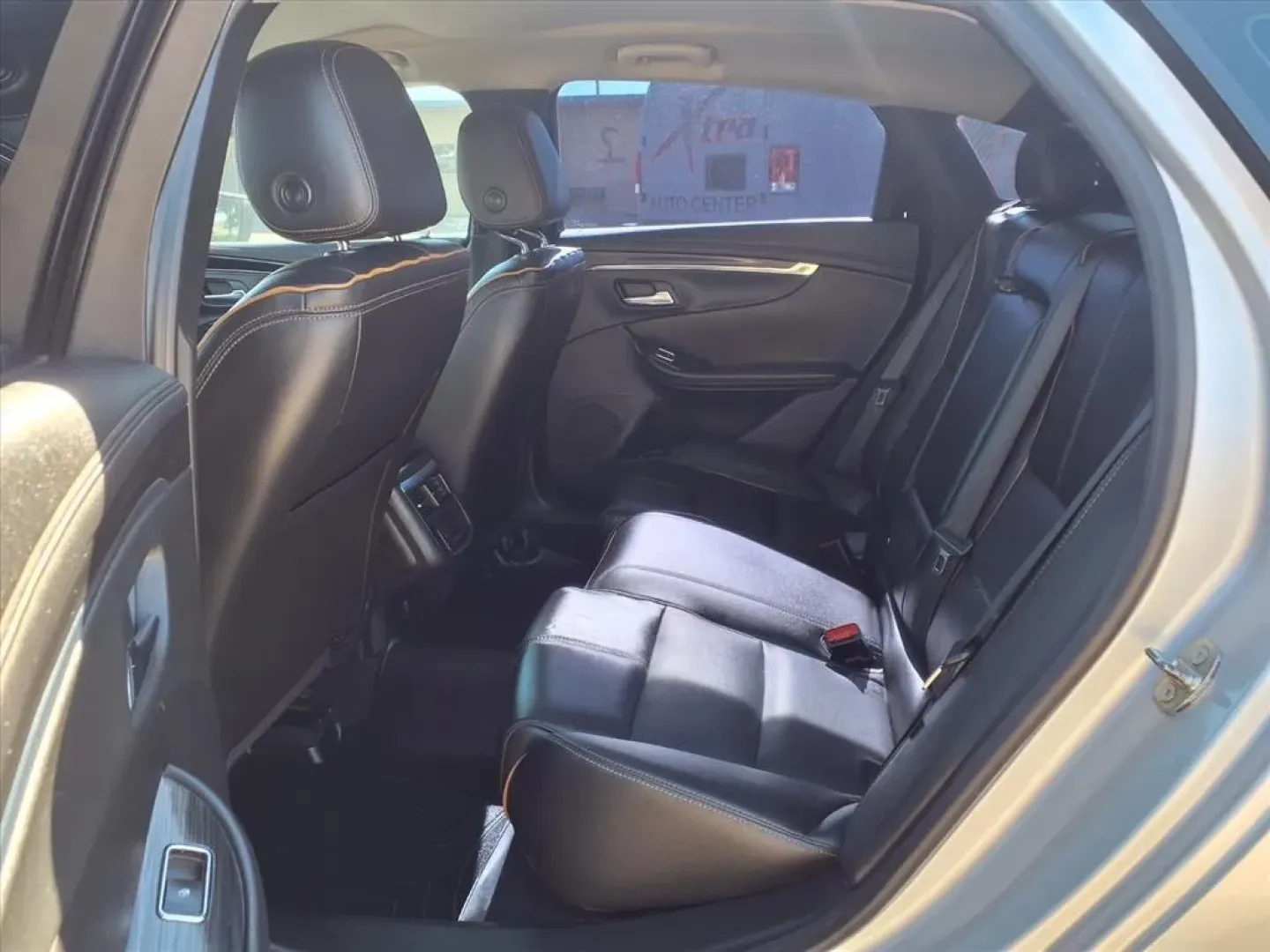 2018 Chevrolet Impala PREMIER (2G1125S33J9) with an 3.6L engine, Automatic transmission, located at 1401 N. Hobart, Pampa, TX, 79065, (806) 665-9872, 35.549953, -100.975098 - **Elevate Your Daily Drive with the 2018 Chevrolet Impala Premier Perfect for Commuters and Families Alike!**<br /> <br /> Are you in search of a reliable sedan that balances style, comfort, and performance for your daily commute or family outings? Look no further! The 2018 Chevrolet Impala Premier - Photo#11