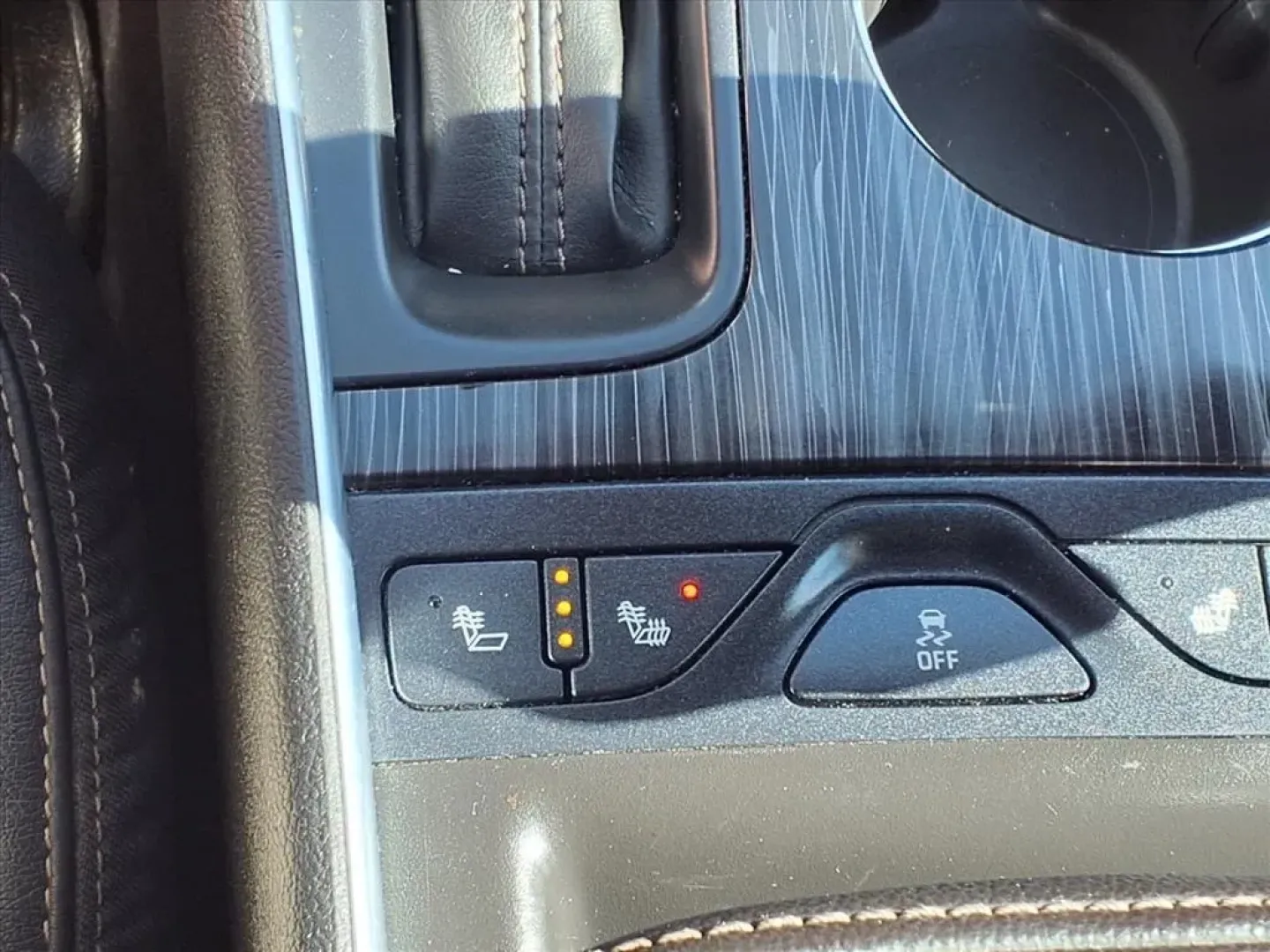 2018 Chevrolet Impala Premier (2G1125S33J9) with an Other engine, Automatic transmission, located at 1401 N. Hobart, Pampa, TX, 79065, (806) 665-9872, 35.549953, -100.975098 - **Elevate Your Daily Drive with the 2018 Chevrolet Impala Premier Perfect for Commuters and Families Alike!**<br /> <br /> Are you in search of a reliable sedan that balances style, comfort, and performance for your daily commute or family outings? Look no further! The 2018 Chevrolet Impala Premier - Photo#7