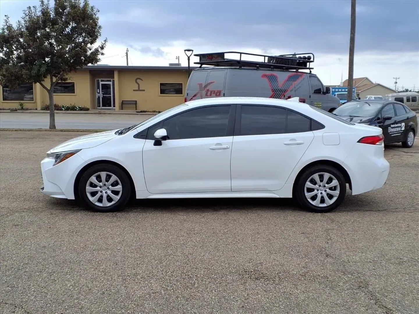 2024 Toyota Corolla LE (5YFB4MDEXRP) with an Other engine, located at 1401 N. Hobart, Pampa, TX, 79065, (806) 665-9872, 35.549953, -100.975098 - ### Experience Life on the Go with the 2024 Toyota Corolla LE at Xtra Auto Center in Pampa, TX!<br /> <br /> Are you searching for a reliable and stylish sedan that perfectly complements your busy lifestyle? Look no further than the **2024 Toyota Corolla LE**, available now at **Xtra Auto Center**, - Photo#4