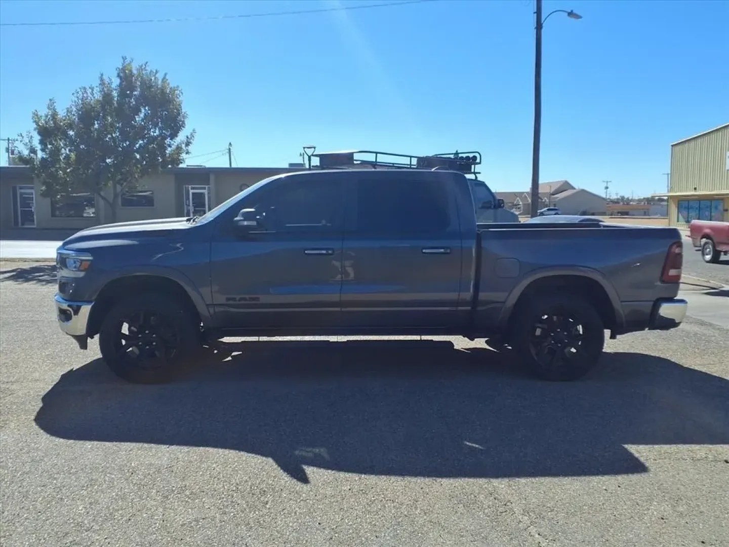 2019 Ram 1500 Laramie Crew Cab SWB 4WD (1C6SRFJT1KN) with an Other engine, located at 1401 N. Hobart, Pampa, TX, 79065, (806) 665-9872, 35.549953, -100.975098 - **Find Your Adventure with the 2019 Ram 1500 Laramie Crew Cab Perfect for Pampa, TX Families!**<br /> <br /> Are you ready to elevate your driving experience? The 2019 Ram 1500 Laramie Crew Cab is not just another truck; it's the ultimate companion for growing families, weekend adventurers, and tho - Photo#4