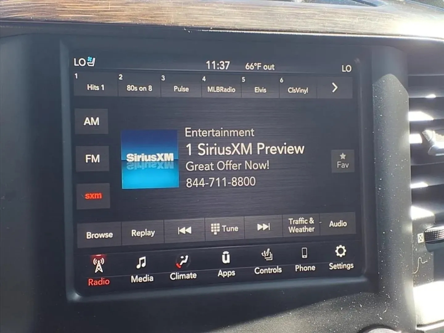 2019 Ram 1500 Laramie Crew Cab SWB 4WD (1C6SRFJT1KN) with an Other engine, located at 1401 N. Hobart, Pampa, TX, 79065, (806) 665-9872, 35.549953, -100.975098 - **Find Your Adventure with the 2019 Ram 1500 Laramie Crew Cab Perfect for Pampa, TX Families!**<br /> <br /> Are you ready to elevate your driving experience? The 2019 Ram 1500 Laramie Crew Cab is not just another truck; it's the ultimate companion for growing families, weekend adventurers, and tho - Photo#6