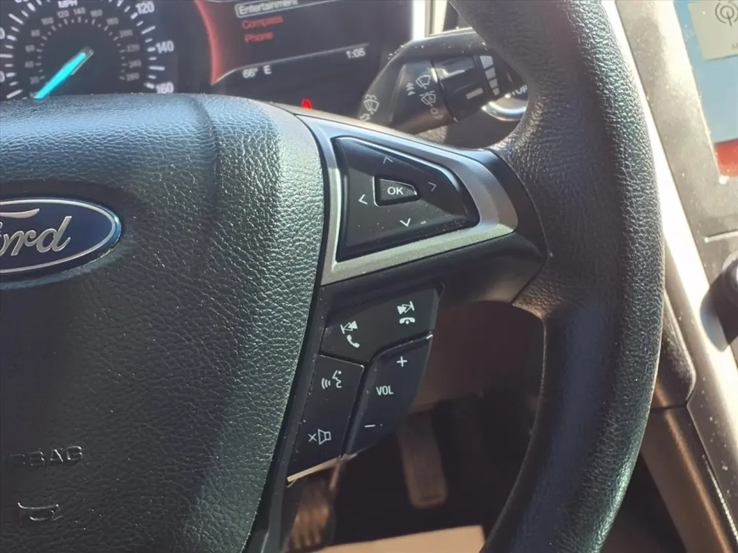 2019 Ford Fusion SE (3FA6P0H79KR) with an Other engine, located at 1401 N. Hobart, Pampa, TX, 79065, (806) 665-9872, 35.549953, -100.975098 - **Seize the Road with Confidence: 2019 Ford Fusion SE at Xtra Auto Center in Pampa, TX**<br /> <br /> Are you searching for a reliable and stylish vehicle that suits your daily commute or weekend adventures? Look no further than the 2019 Ford Fusion SE, available now at Xtra Auto Center! This sedan - Photo#8