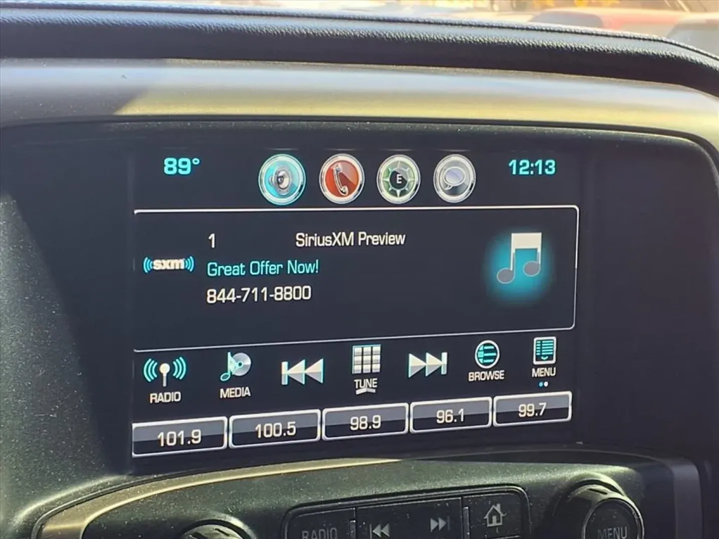 2018 GMC SIERRA 2500 DENALI (1GT12UEYXJF) with an 6.6L engine, Automatic transmission, located at 1401 N. Hobart, Pampa, TX, 79065, (806) 665-9872, 35.549953, -100.975098 - Elevate your lifestyle with the perfect blend of power, comfort, and versatility with this stunning 2018 GMC Sierra 2500HD Denali Crew Cab 4WD, available now at Xtra Auto Center, your trusted Buy Here Pay Here dealership in Pampa, TX. This rugged yet refined truck is designed to meet the needs of bo - Photo#6