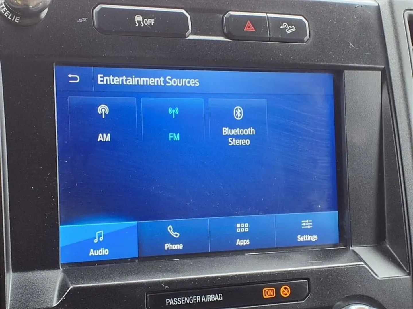 2020 Ford F350 SUPER DUTY (1FT8W3BN5LE) with an 7.3L engine, Automatic transmission, located at 1401 N. Hobart, Pampa, TX, 79065, (806) 665-9872, 35.549953, -100.975098 - Are you ready to tackle your next adventure with confidence and style? Meet the 2020 Ford F-350 SD Platinum Crew Cab Long Box 4WD, a rugged yet refined truck that's perfect for both work and play. Whether you're hauling equipment for your job, taking the family on a weekend getaway, or navigating th - Photo#6