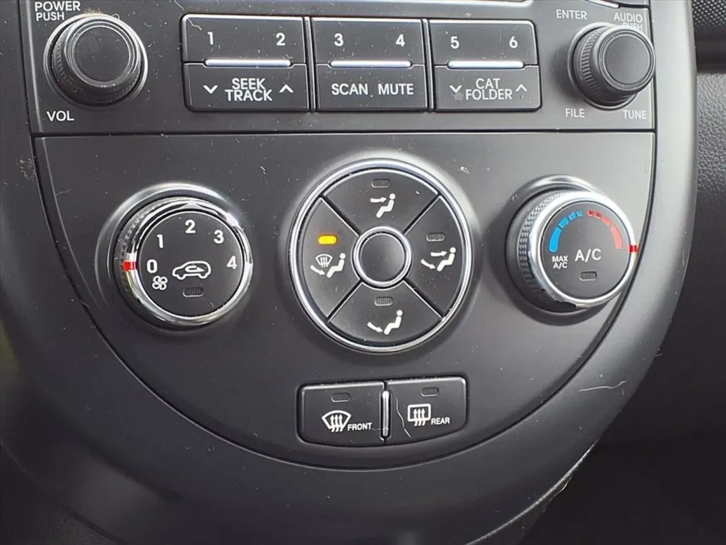 2013 Kia Soul Base (KNDJT2A52D7) with an Other engine, located at 1401 N. Hobart, Pampa, TX, 79065, (806) 665-9872, 35.549953, -100.975098 - **Explore the Open Road with the 2013 Kia Soul at Xtra Auto Center in Pampa, TX**<br /> <br /> Imagine cruising through the vibrant streets of Pampa, TX, with a reliable vehicle that seamlessly blends style, comfort, and practicality. Whether you're commuting to work, heading out for a family outing - Photo#6