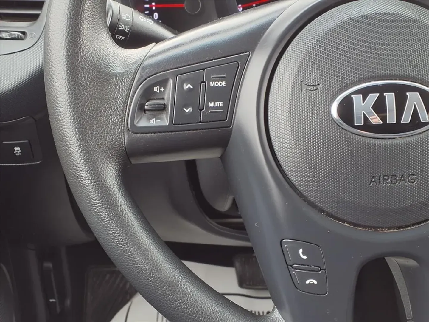 2013 Kia Soul Base (KNDJT2A52D7) with an Other engine, located at 1401 N. Hobart, Pampa, TX, 79065, (806) 665-9872, 35.549953, -100.975098 - **Explore the Open Road with the 2013 Kia Soul at Xtra Auto Center in Pampa, TX**<br /> <br /> Imagine cruising through the vibrant streets of Pampa, TX, with a reliable vehicle that seamlessly blends style, comfort, and practicality. Whether you're commuting to work, heading out for a family outing - Photo#7