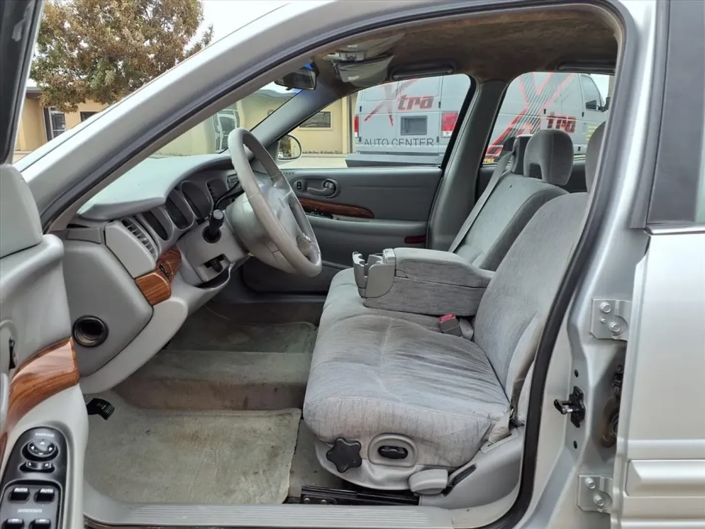 2002 Buick LeSabre Custom (1G4HP54K124) with an Other engine, Automatic transmission, located at 1401 N. Hobart, Pampa, TX, 79065, (806) 665-9872, 35.549953, -100.975098 - ### Discover Freedom on the Road with the 2002 Buick LeSabre at Xtra Auto Center!<br /> <br /> Are you searching for a reliable sedan that's perfect for your daily commute or weekend getaways? Look no further than the 2002 Buick LeSabre, available now at Xtra Auto Center in Pampa, TX! With its spaci - Photo#10