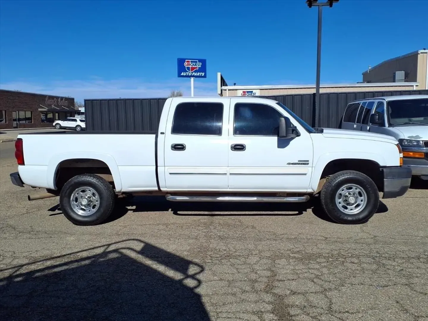 2006 Chevrolet SILVERADO 2500 HEAVY DUTY (1GCHC23DX6F) with an 6.6L engine, Automatic transmission, located at 1401 N. Hobart, Pampa, TX, 79065, (806) 665-9872, 35.549953, -100.975098 - **Unleash Your Adventures with a 2006 Chevrolet Silverado 2500HD at Xtra Auto Center!**<br /> <br /> Are you ready to elevate your lifestyle with a reliable vehicle that can handle any challenge? Whether you're a weekend warrior looking to haul gear to the lake, a growing family in need of a spaciou - Photo#2