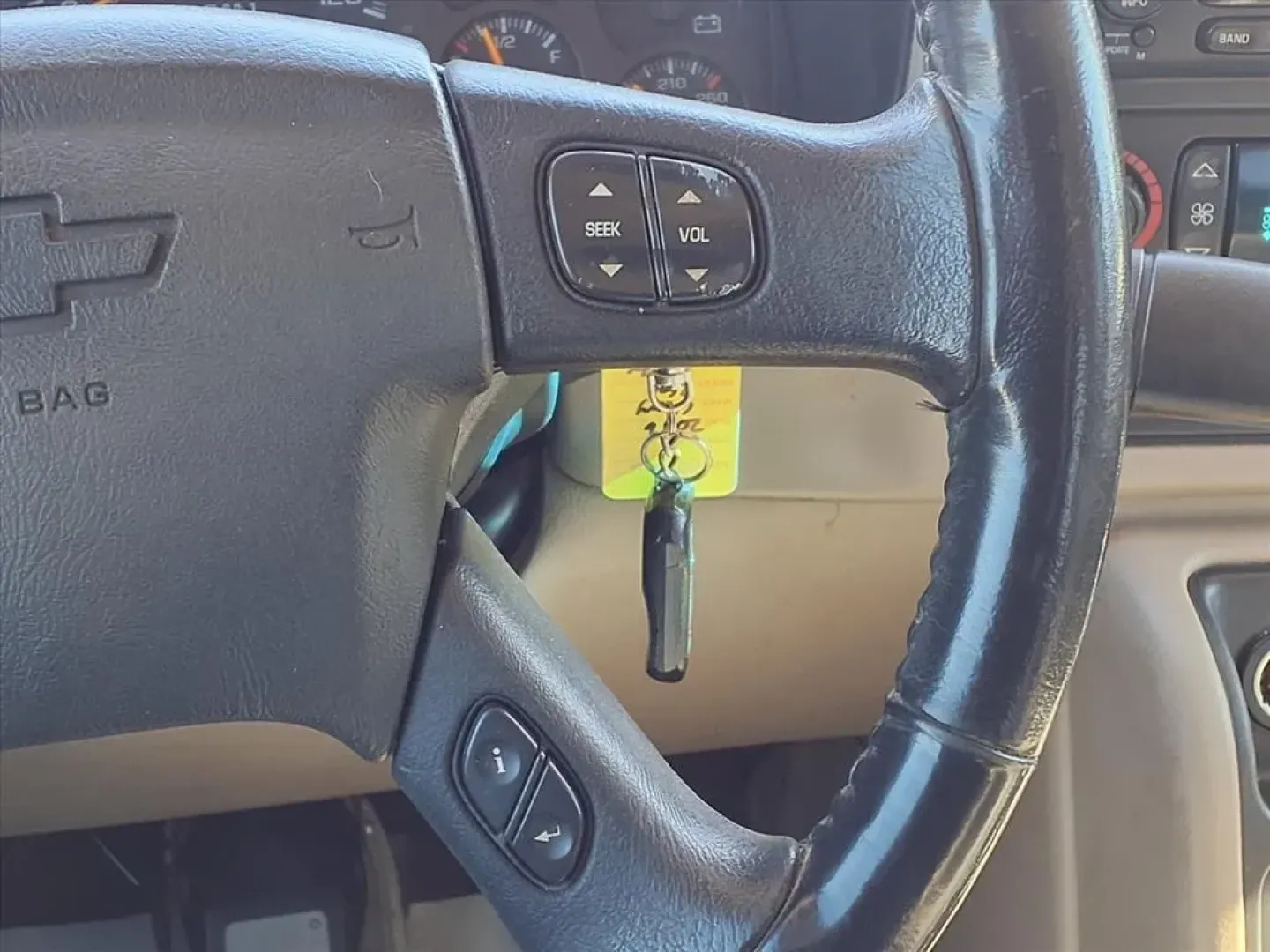 2006 Chevrolet SILVERADO 2500 HEAVY DUTY (1GCHC23DX6F) with an 6.6L engine, Automatic transmission, located at 1401 N. Hobart, Pampa, TX, 79065, (806) 665-9872, 35.549953, -100.975098 - **Unleash Your Adventures with a 2006 Chevrolet Silverado 2500HD at Xtra Auto Center!**<br /> <br /> Are you ready to elevate your lifestyle with a reliable vehicle that can handle any challenge? Whether you're a weekend warrior looking to haul gear to the lake, a growing family in need of a spaciou - Photo#8