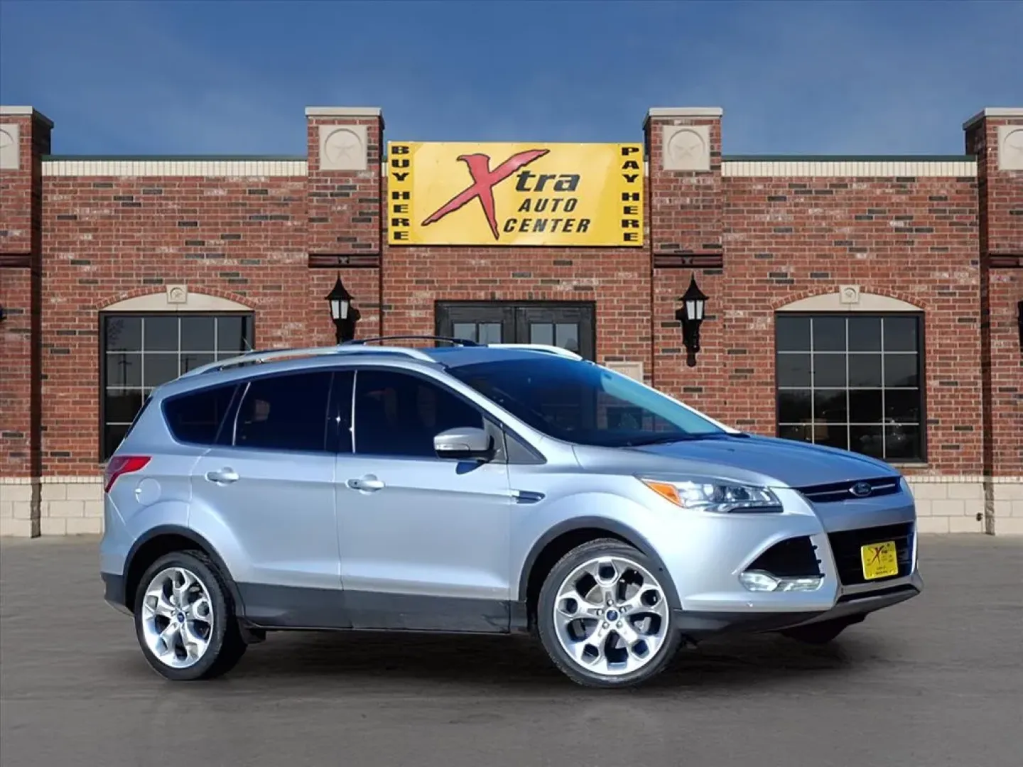 2015 Ford Escape TITANIUM (1FMCU0JXXFU) with an 1.6L engine, Automatic transmission, located at 1401 N. Hobart, Pampa, TX, 79065, (806) 665-9872, 35.549953, -100.975098 - **Explore New Adventures with the 2015 Ford Escape Titanium FWD from Xtra Auto Center!**<br /> <br /> Are you in search of a reliable, stylish, and versatile vehicle to enhance your daily commute or weekend getaways? Look no further than the 2015 Ford Escape Titanium FWD, now available at Xtra Auto - Photo#0
