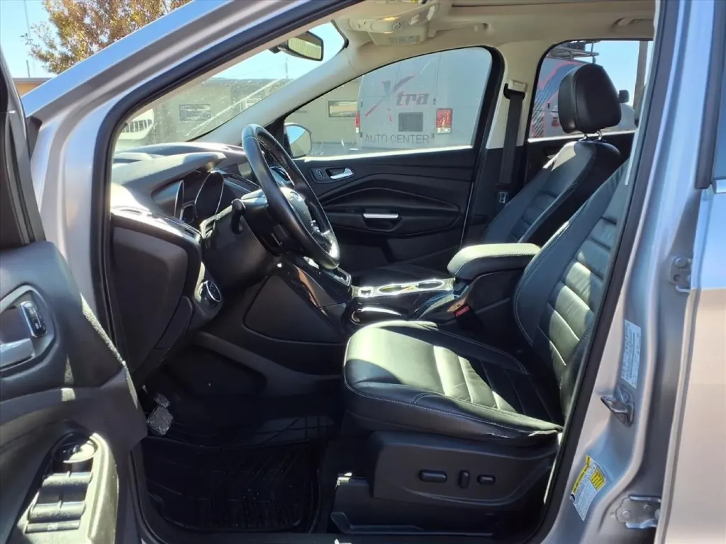 2015 Ford Escape TITANIUM (1FMCU0JXXFU) with an 1.6L engine, Automatic transmission, located at 1401 N. Hobart, Pampa, TX, 79065, (806) 665-9872, 35.549953, -100.975098 - **Explore New Adventures with the 2015 Ford Escape Titanium FWD from Xtra Auto Center!**<br /> <br /> Are you in search of a reliable, stylish, and versatile vehicle to enhance your daily commute or weekend getaways? Look no further than the 2015 Ford Escape Titanium FWD, now available at Xtra Auto - Photo#11