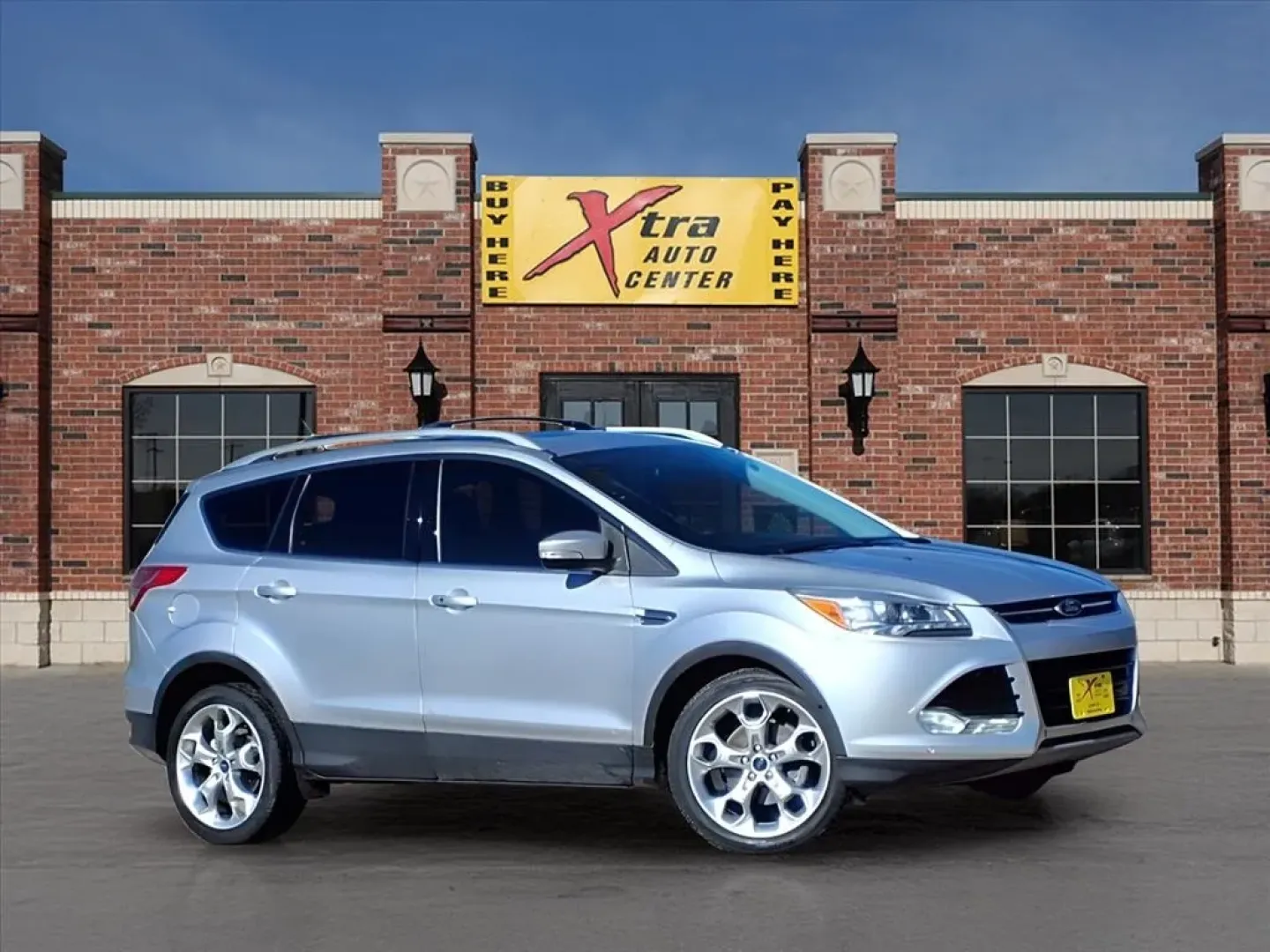 2015 Ford Escape Titanium's photo