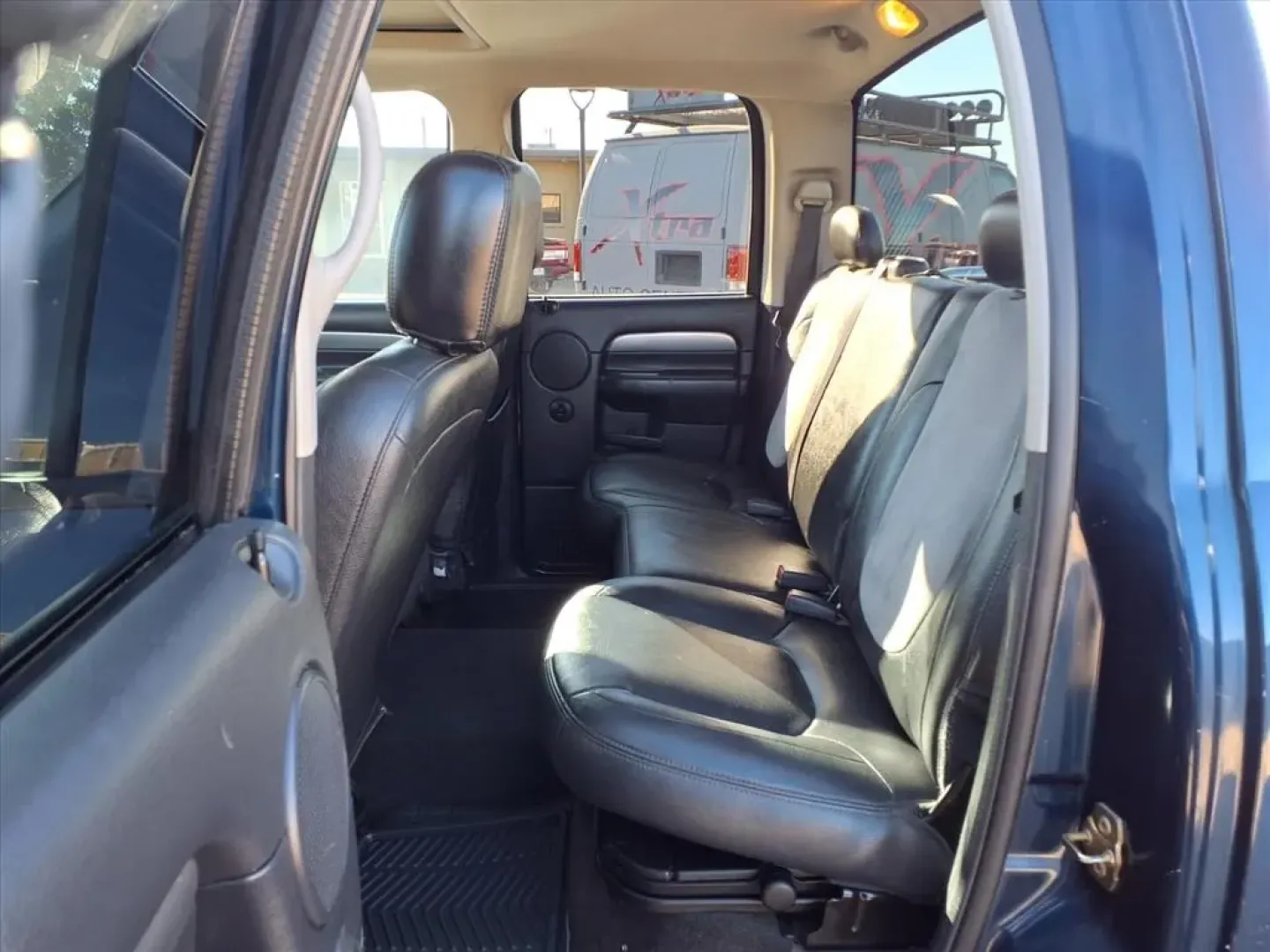 2005 Dodge RAM 1500 ST (1D7HU18D25S) with an 5.7L engine, Automatic transmission, located at 1401 N. Hobart, Pampa, TX, 79065, (806) 665-9872, 35.549953, -100.975098 - **Unleash Your Adventurous Spirit with the 2005 Dodge Ram 1500 ST Quad Cab Long Bed 4WD! Perfect for All Your Lifestyle Needs!**<br /> <br /> Are you ready to embrace the great outdoors or tackle your daily commute with style and power? Look no further than the 2005 Dodge Ram 1500 ST Quad Cab Long B - Photo#13