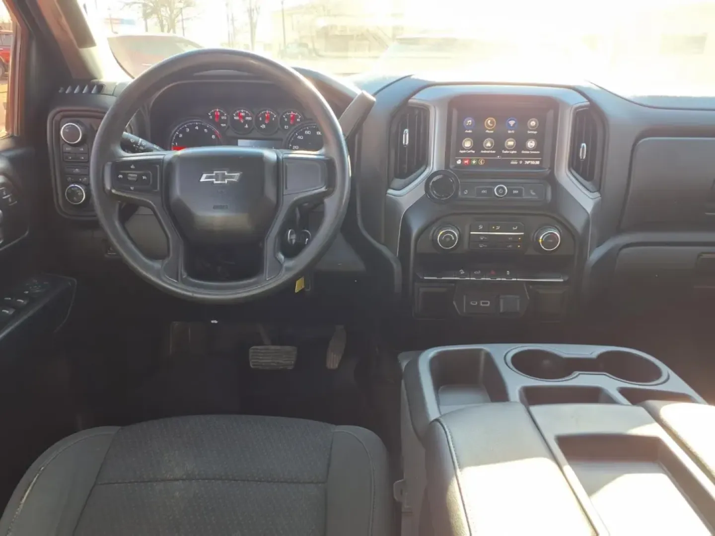 2021 Chevrolet SILVERADO 1500 TRAIL BOSS CUSTOM (1GCPYCEF3MZ) with an 5.3L engine, Automatic transmission, located at 1401 N. Hobart, Pampa, TX, 79065, (806) 665-9872, 35.549953, -100.975098 - **Unleash Adventure with the 2021 Chevrolet Silverado 1500 Trail Boss Custom!**<br /> <br /> Are you ready to embark on unforgettable journeys with friends and family? The 2021 Chevrolet Silverado 1500 Trail Boss Custom is your ticket to adventure, whether you're hauling gear for weekend camping tri - Photo#10