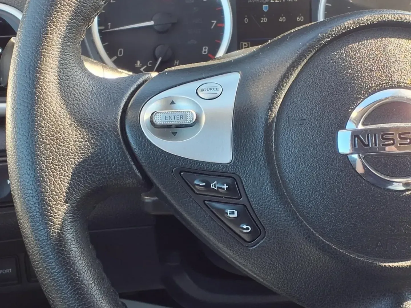 2019 Nissan SENTRA S (3N1AB7AP9KY) with an 1.8L engine, CVT transmission, located at 1401 N. Hobart, Pampa, TX, 79065, (806) 665-9872, 35.549953, -100.975098 - **Drive Your Future with a 2019 Nissan Sentra - Perfect for Daily Commutes and Weekend Getaways!**<br /> <br /> Are you in the market for a reliable and stylish sedan that complements your busy lifestyle? Look no further than this eye-catching 2019 Nissan Sentra, available now at Xtra Auto Center in - Photo#8