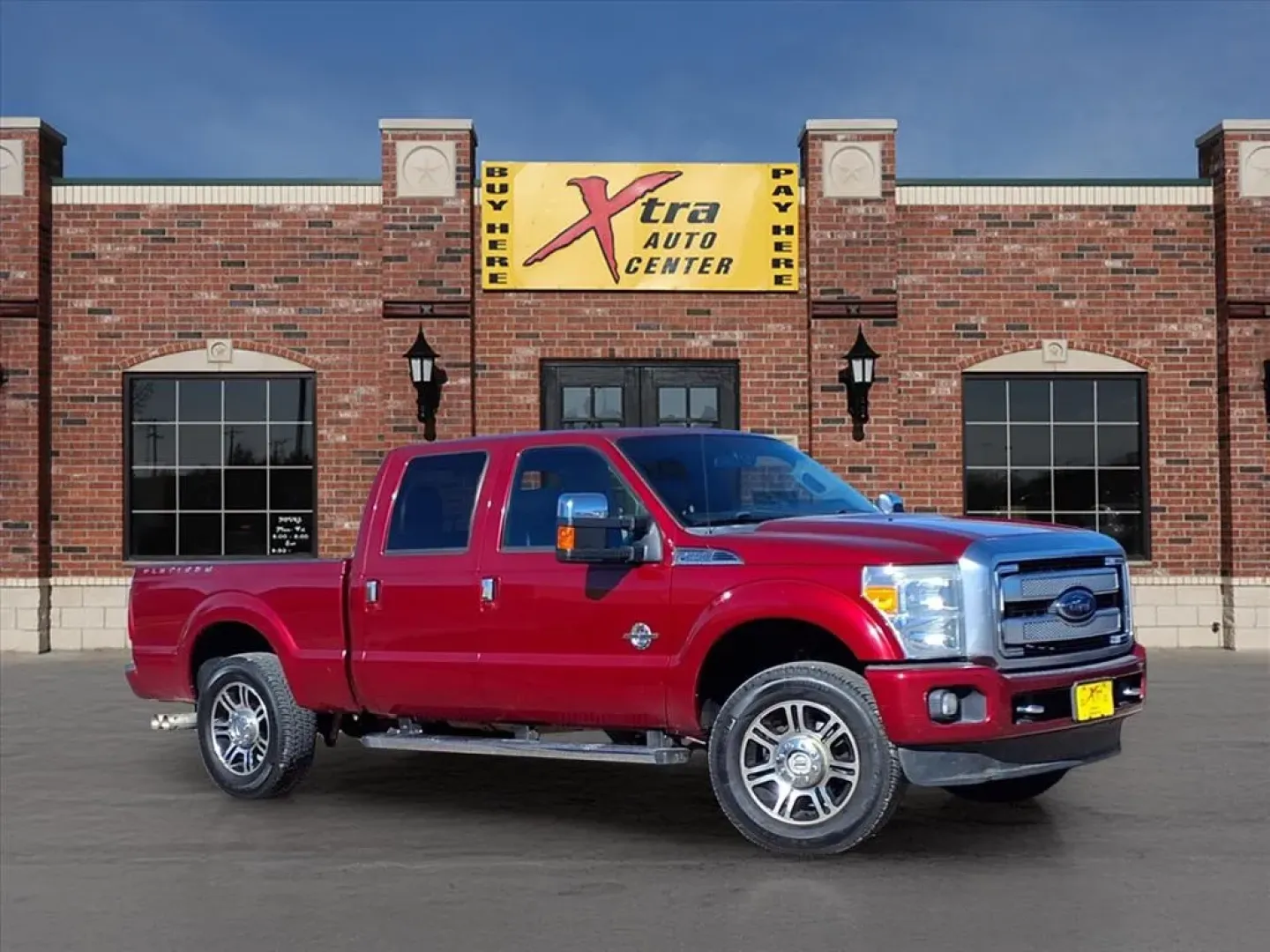 2015 Ford F250 SUPER DUTY (1FT7W2BT6FE) with an 6.7L engine, Automatic transmission, located at 1401 N. Hobart, Pampa, TX, 79065, (806) 665-9872, 35.549953, -100.975098 - **Unleash Your Adventurous Spirit with the 2015 Ford F250 Super Duty!**<br /> <br /> Are you ready to elevate your lifestyle? Whether you're a weekend warrior seeking the thrill of off-road adventures, a growing family needing a reliable vehicle for road trips, or a budget-conscious buyer navigating - Photo#0