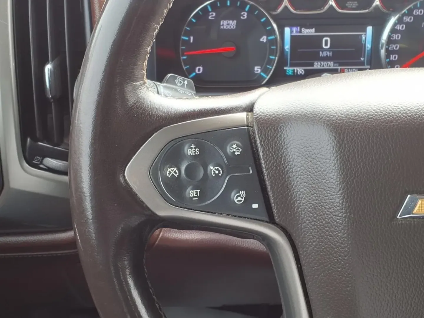 2019 Chevrolet SILVERADO 3500 HIGH COUNTRY (1GC4KYEY7KF) with an 6.6L engine, Automatic transmission, located at 1401 N. Hobart, Pampa, TX, 79065, (806) 665-9872, 35.549953, -100.975098 - If your life revolves around heavy-duty workdays, long highway runs across the Panhandle, and weekend projects that don't fit in a small bed, this 2019 Chevrolet Silverado 3500 High Country is the kind of truck that keeps up with real-world demands. From hauling equipment to pulling a loaded trailer - Photo#8