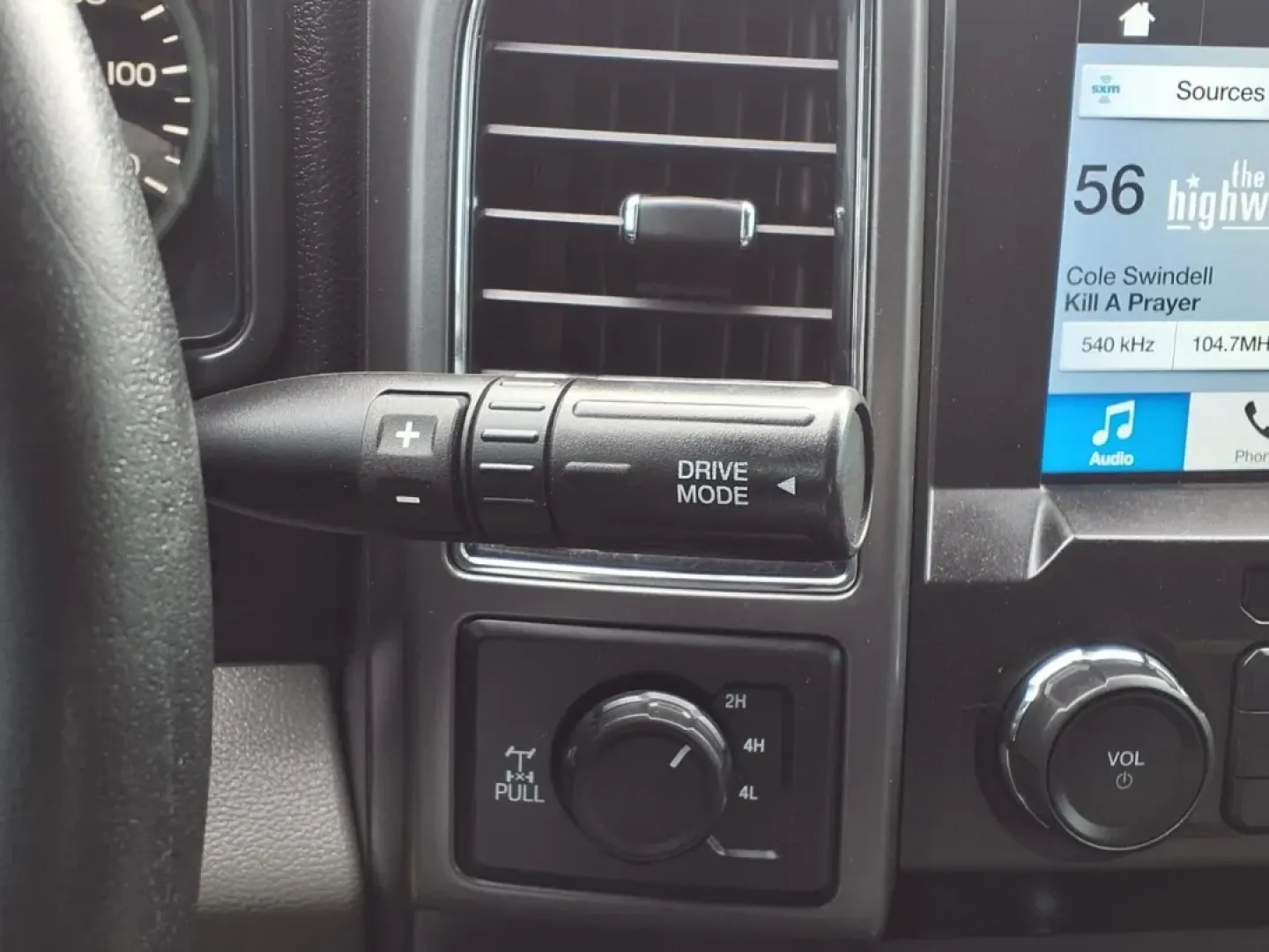 2019 Ford F150 SUPERCREW (1FTEW1E58KK) with an 5.0L engine, Automatic transmission, located at 1401 N. Hobart, Pampa, TX, 79065, (806) 665-9872, 35.549953, -100.975098 - Whether you're hauling gear to Lake McClellan for a weekend on the water, commuting across the Panhandle on US-60, or simply need a dependable truck that can keep up with work and family life, this 2019 Ford F-150 SuperCrew is built for real-world Texas driving. With a roomy crew cab, a practical re - Photo#11