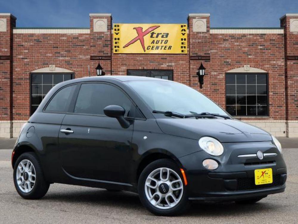 2012 Nero FIAT 500 Pop (3C3CFFARXCT) with an 1.4 4 Cylinder Sequential Multiport Fuel Injection engine, 5-Speed Manual transmission, located at 1401 N. Hobart, Pampa, TX, 79065, (806) 665-9872, 35.549641, -100.971878 - Photo #0