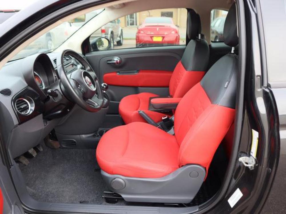 2012 Nero FIAT 500 Pop (3C3CFFARXCT) with an 1.4 4 Cylinder Sequential Multiport Fuel Injection engine, 5-Speed Manual transmission, located at 1401 N. Hobart, Pampa, TX, 79065, (806) 665-9872, 35.549641, -100.971878 - Photo #10