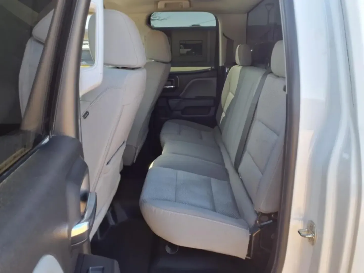 2017 Summit White Gaz GMC Sierra 1500 Base Double Cab 4WD (1GTV2LECXHZ) with an Other engine, Automatic transmission, located at 1401 N. Hobart, Pampa, TX, 79065, (806) 665-9872, 35.549953, -100.975098 - **Experience the Adventure with the 2017 GMC Sierra 1500: Your Ultimate Pickup Solution!**<br /> <br /> Are you ready for your next big adventure? Whether you're hauling gear for a weekend camping trip or making your daily commute more enjoyable, the 2017 GMC Sierra 1500 is the perfect companion. Wi - Photo#12