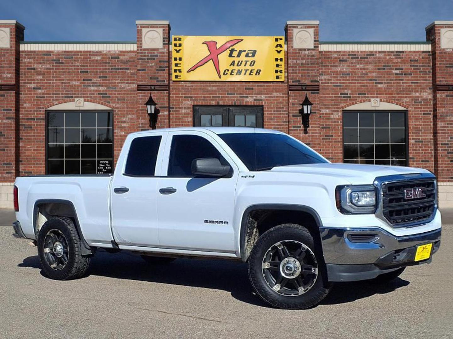 2017 Summit White Gaz GMC Sierra 1500 Base (1GTV2LECXHZ) with an 5.3L EcoTec3 5.3L V8 355hp 383ft. lbs. Direct Injection engine, 6-Speed Shiftable Automatic w/Overdrive transmission, located at 1401 N. Hobart, Pampa, TX, 79065, (806) 665-9872, 35.549953, -100.975098 - Photo#0