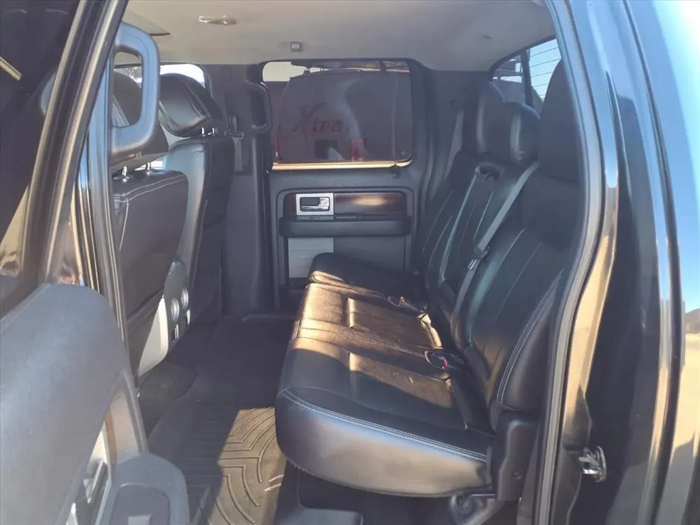 2012 Tuxedo Black Metallic Ford F150 SUPERCREW (1FTFW1EF4CF) with an 5.0L engine, Automatic transmission, located at 1401 N. Hobart, Pampa, TX, 79065, (806) 665-9872, 35.549953, -100.975098 - **Experience Adventure with the 2012 Ford F-150 XL SuperCrew Your Perfect Partner for Life's Journeys!**<br /> <br /> Are you ready to tackle life's adventures with confidence and style? The 2012 Ford F-150 XL SuperCrew is the ultimate truck that fits seamlessly into your lifestyle, whether you're - Photo#13