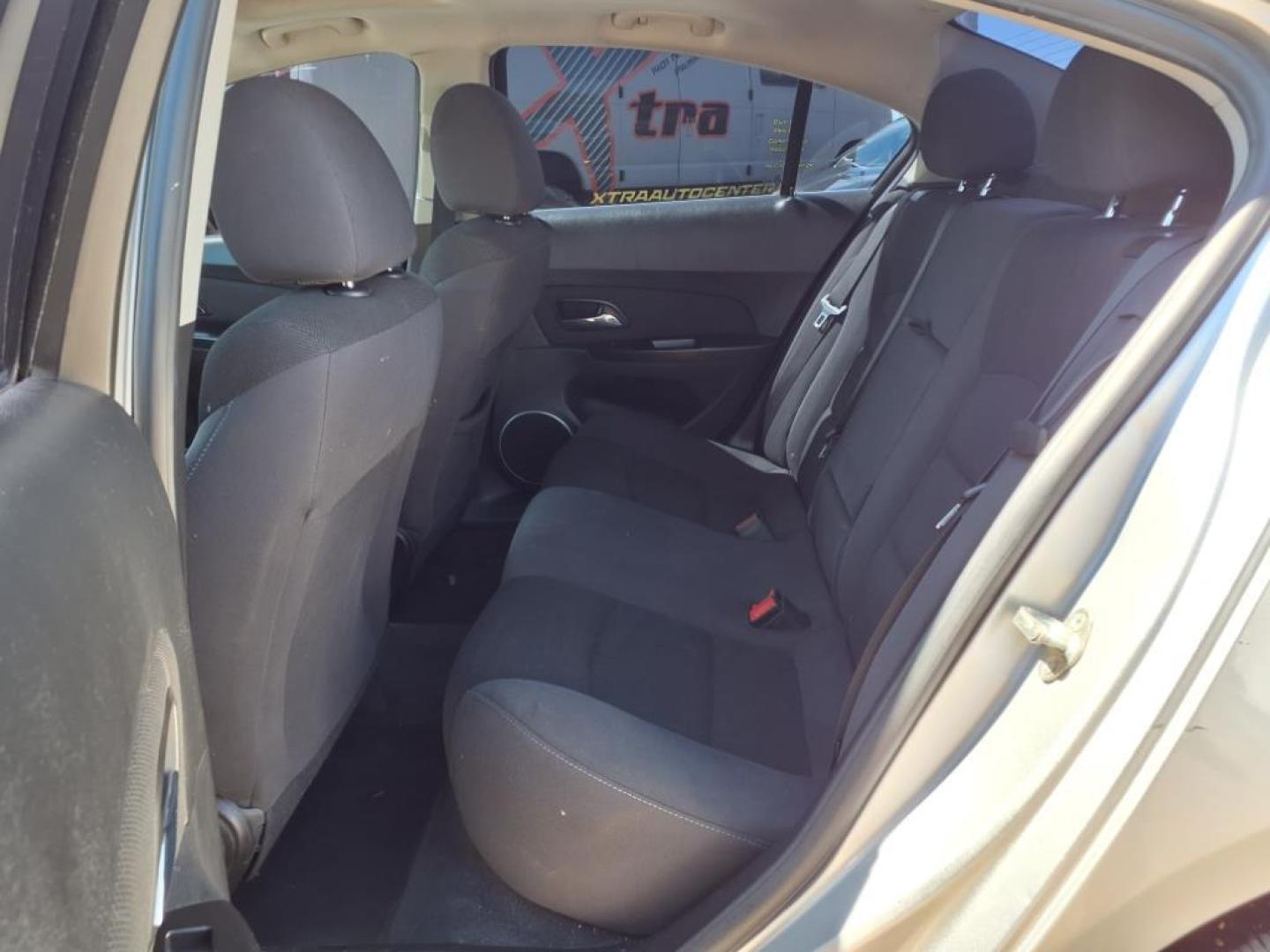 2014 Silver Ice Metallic Chevrolet Cruze 1LT Auto (1G1PC5SBXE7) with an 1.4L Ecotec 1.4L Turbo I4 138hp 148ft. lbs. Sequential Multiport Fuel Injection engine, 6-Speed Shiftable Automatic transmission, located at 1401 N. Hobart, Pampa, TX, 79065, (806) 665-9872, 35.549953, -100.975098 - Photo#13