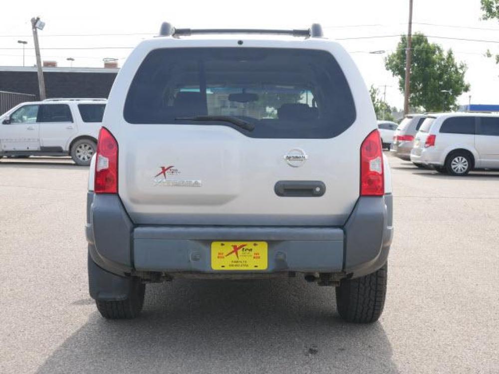 2005 Silver Lightning Metallic Clearcoat Nissan Xterra Off-Road (5N1AN08U45C) with an 4.0 6 Cylinder Fuel Injected engine, Automatic transmission, located at 1401 N. Hobart, Pampa, TX, 79065, (806) 665-9872, 35.549641, -100.971878 - Photo #3