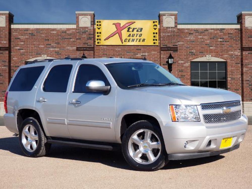 2011 Sheer Silver Metallic Chevrolet Tahoe LT (1GNSCBE02BR) with an 5.3 8 Cylinder Sequential-Port F.I. engine, Automatic transmission, located at 1401 N. Hobart, Pampa, TX, 79065, (806) 665-9872, 35.549641, -100.971878 - Photo #0