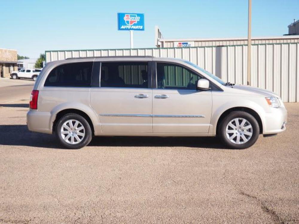 2014 Cashmere Pearl Coat Chrysler Town and Country Touring (2C4RC1BG2ER) with an 3.6 6 Cylinder Sequential Multiport Fuel Injection engine, Automatic transmission, located at 1401 N. Hobart, Pampa, TX, 79065, (806) 665-9872, 35.549641, -100.971878 - Photo #2